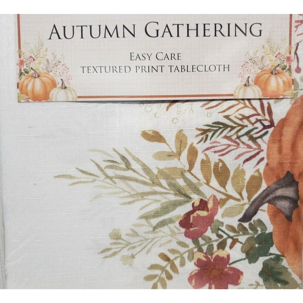 1 Printed Fabric Tablecloth,52